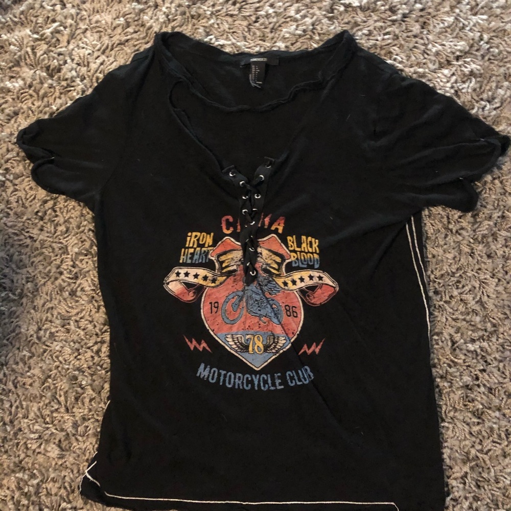 black t-shirt